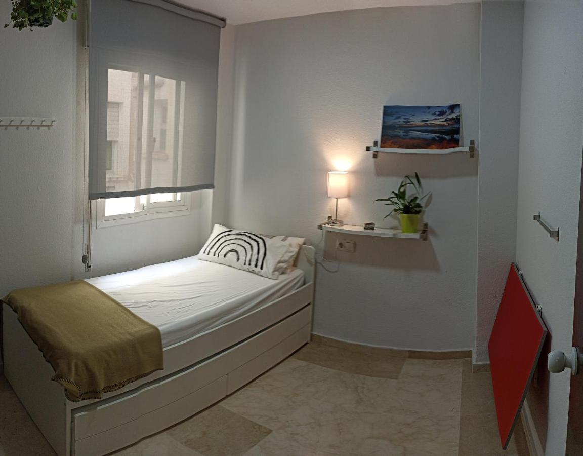 Apartament Confortable Habitacion Centrica En Piso Privado Malaga Zewnętrze zdjęcie
